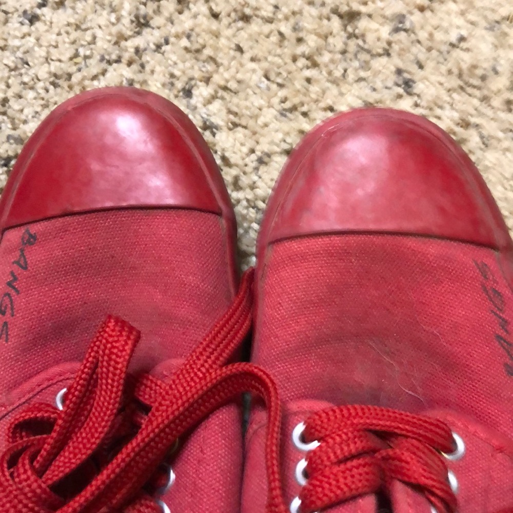 Red Bangs Shoes - Picture 4 of 4